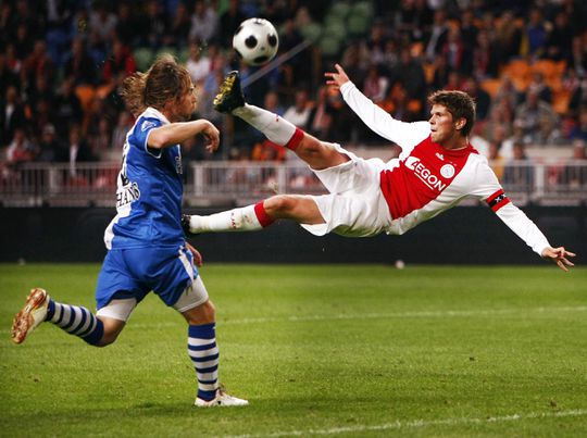 Huntelaar weet dat hij 2e spits van Ajax is: 'Maar toch een soort van thuiskomen'
