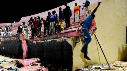 Zeker 8 doden na instorten stadionmuur in Senegal