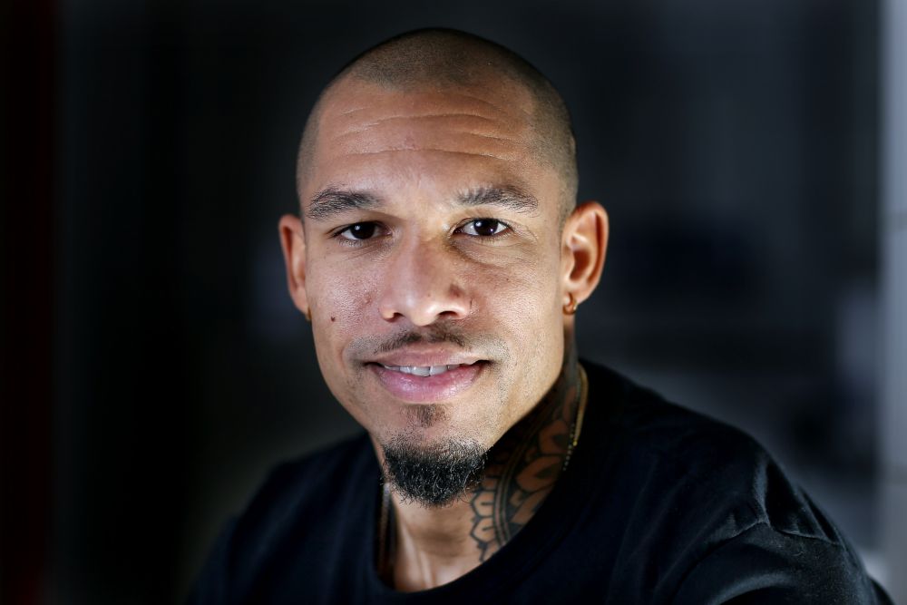 Nigel de Jong vertrekt naar de zandbak