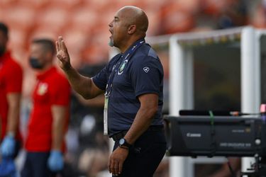 Gorré snapt niks van ontslag als bondscoach: 'Maak me zorgen om het Surinaamse voetbal'