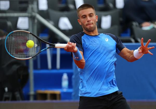 Na Dimitrov ook Coric besmet met corona na toernooi van Djokovic