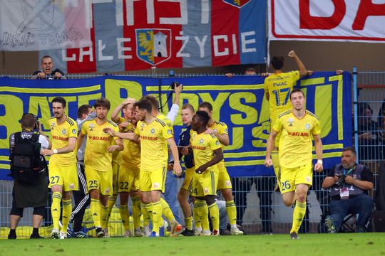 ⚽💻 | Hier kijk je voetbal dat nog wél doorgaat