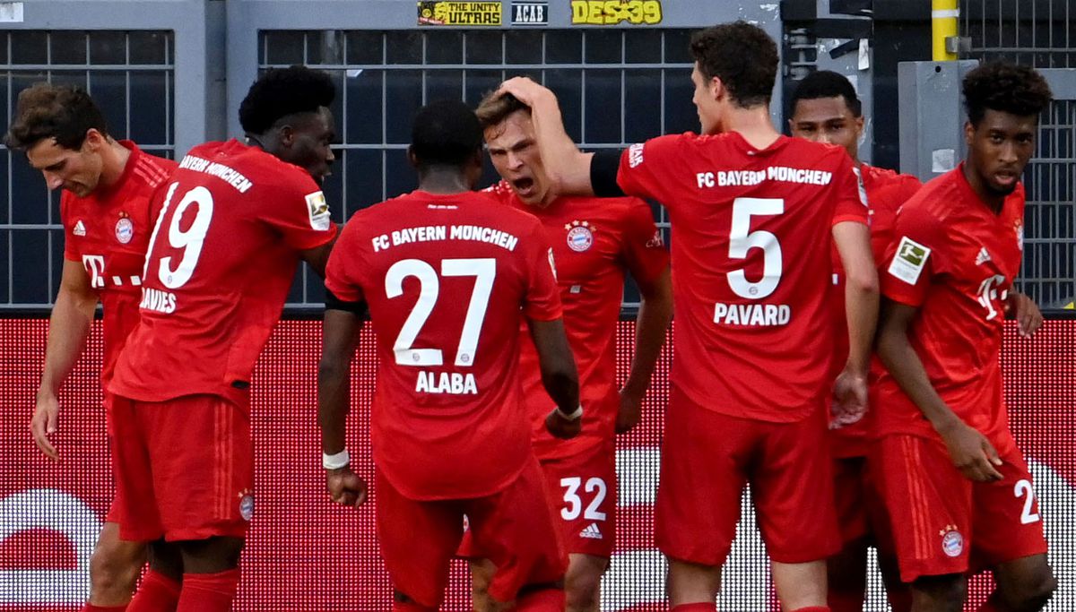Kimmich bezorgt Bayern met schitterende lob de zege in topper, BVB raakt Haaland kwijt