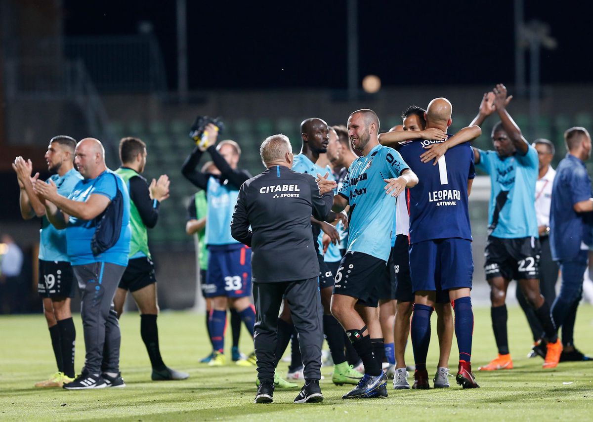 Luxemburgs cluppie staat op de rand van voetbalhistorie