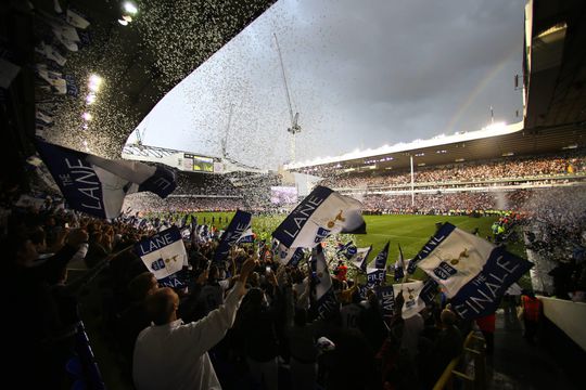 Tottenham Hotspur kan pas volgend jaar in vernieuwd stadion