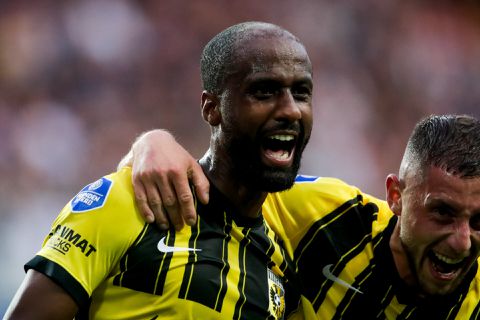 Dit is waarom Vitesse-speler Eli Dasa niet meedoet tegen Mura in de Conference League