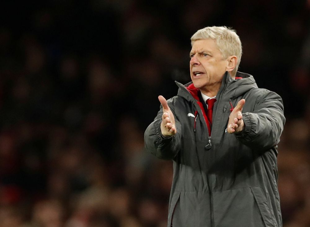 5 redenen waarom Wenger gewoon bij Arsenal blijft