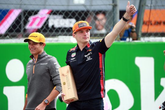 'Max Verstappen gaat in Singapore een normaal weekend hebben' (video)