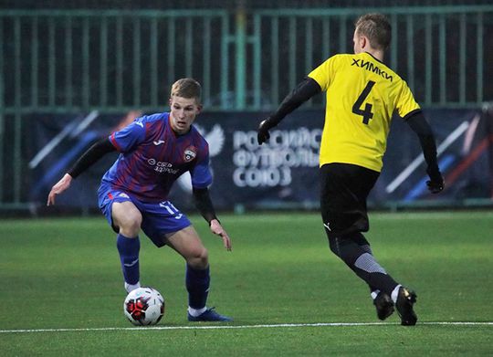 Van de D7 in Amstelveen naar CSKA Moskou: dit 17-jarige ventje doet het gewoon