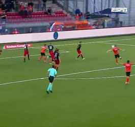 🎥 | Robert Mühren maakt met schitterende volley gelijk voor Volendam bij Excelsior