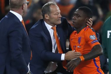 Promes meldt zich met enkelblessure af bij Blind