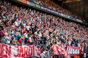 Twente geeft telefoonnummers fans aan politie en heeft spijt