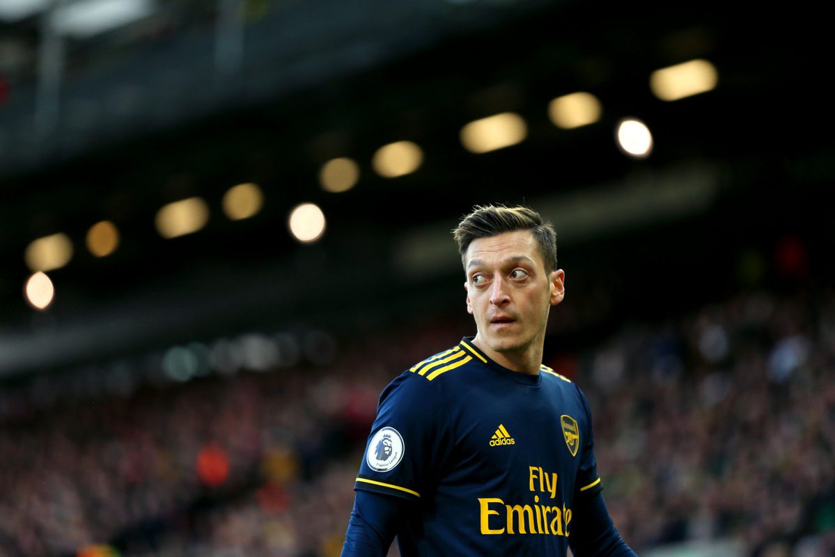 China weigert wedstrijd Arsenal uit te zenden na uitspraken Özil