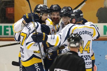 IJshockeyers Trappers zet reuzenstap naar halve finale