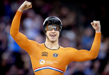 Baanwielrenner Lavreysen fietst zó hard, dat z'n lenzen er soms uitvliegen