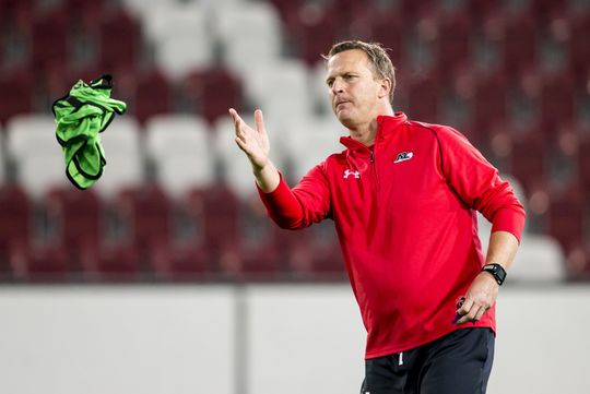 AZ niet beter dan Augsburg, PEC pakt NEC