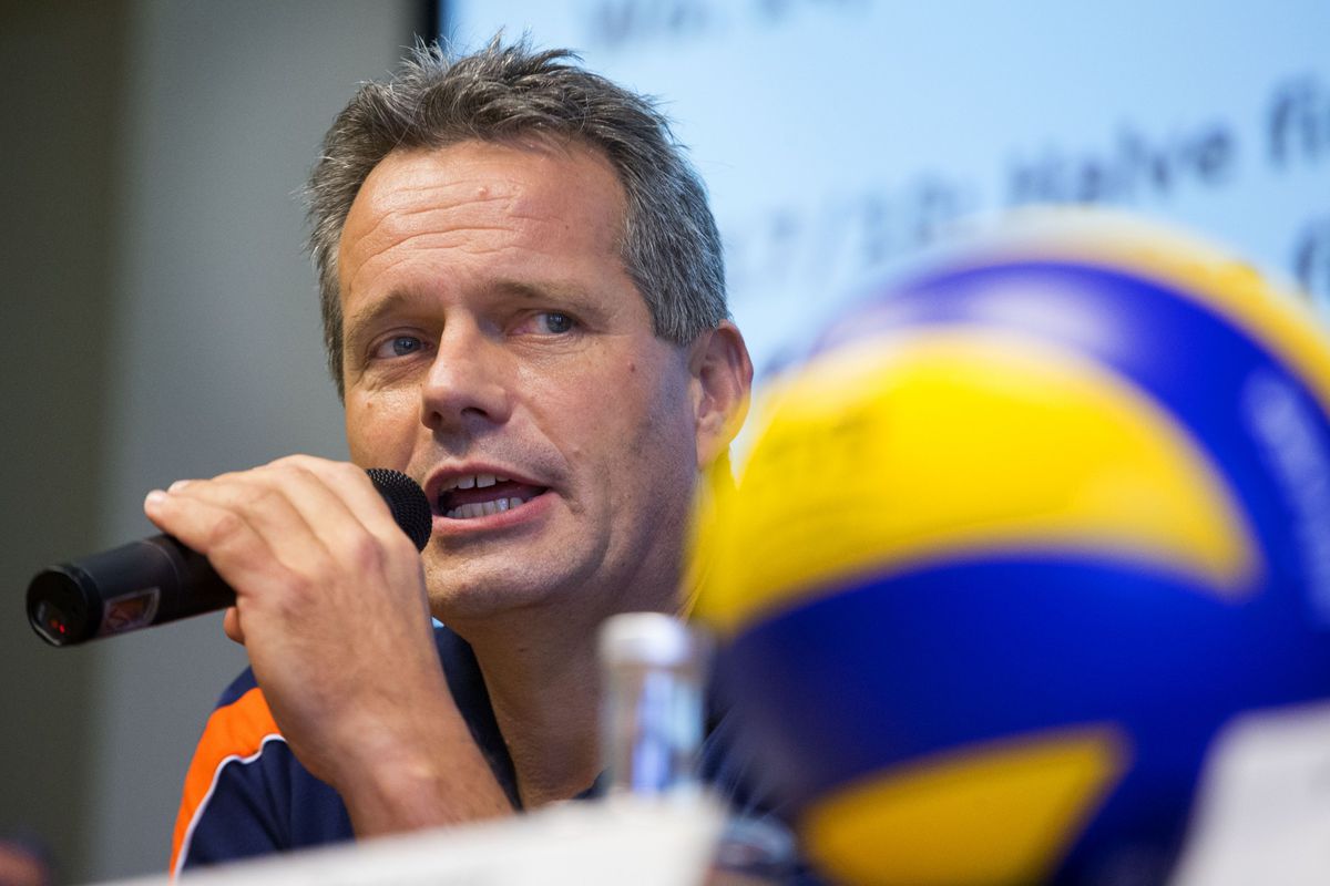 Bondscoach volleyballers erkent dat zijn ploeg nu 'de underdog' is