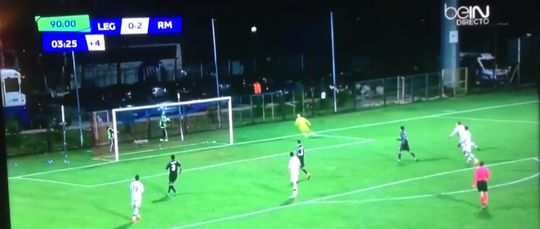 Oeps! Zidane Jr. maakt gruwelijke blunder (video)