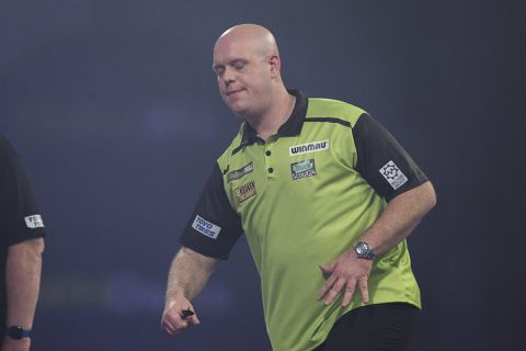 Michael van Gerwen vliegt weer meteen uit de Masters: 2021 kon niet slechter beginnen