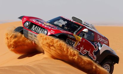 🎥 | Dakar Rally-update: 2e zege Stéphane Peterhansel, Bernhard ten Brinke 7e