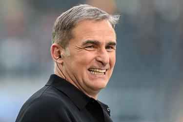 Dit is de nieuwe bondscoach van Turkije
