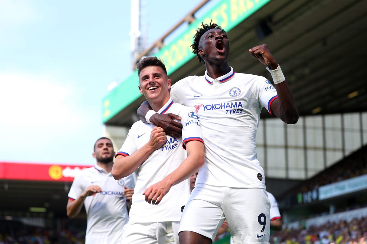 Chelsea-talenten belangrijk bij overwinning op taai Norwich (video's)