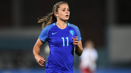 Tegenvaller voor Lieke Martens: ze moest vroeg worden gewisseld door hamstringklachten