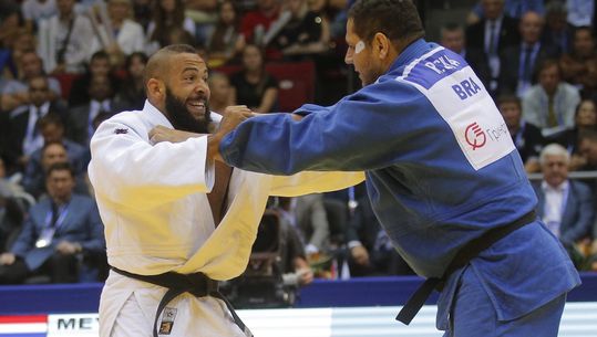 Meyer en Savelkouls moeten judo-eer redden