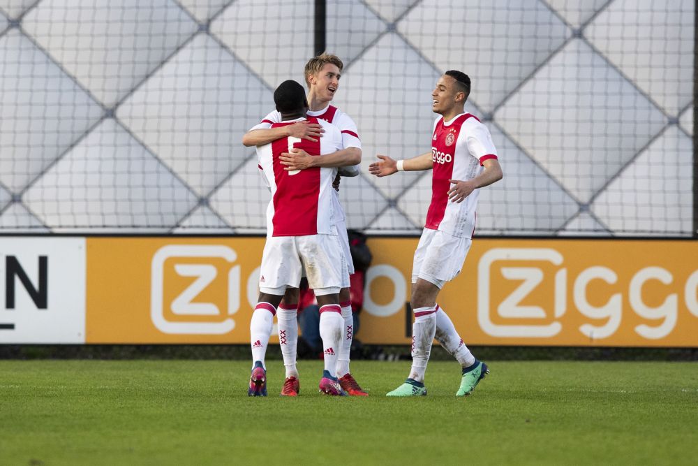 Jong Ajax wint inhaalpot van NEC en is nieuwe koploper Jupiler League