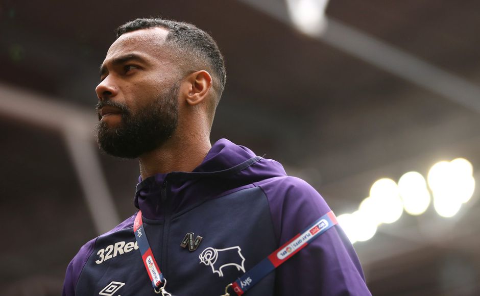 Engelsman Ashley Cole stopt als professioneel voetballer