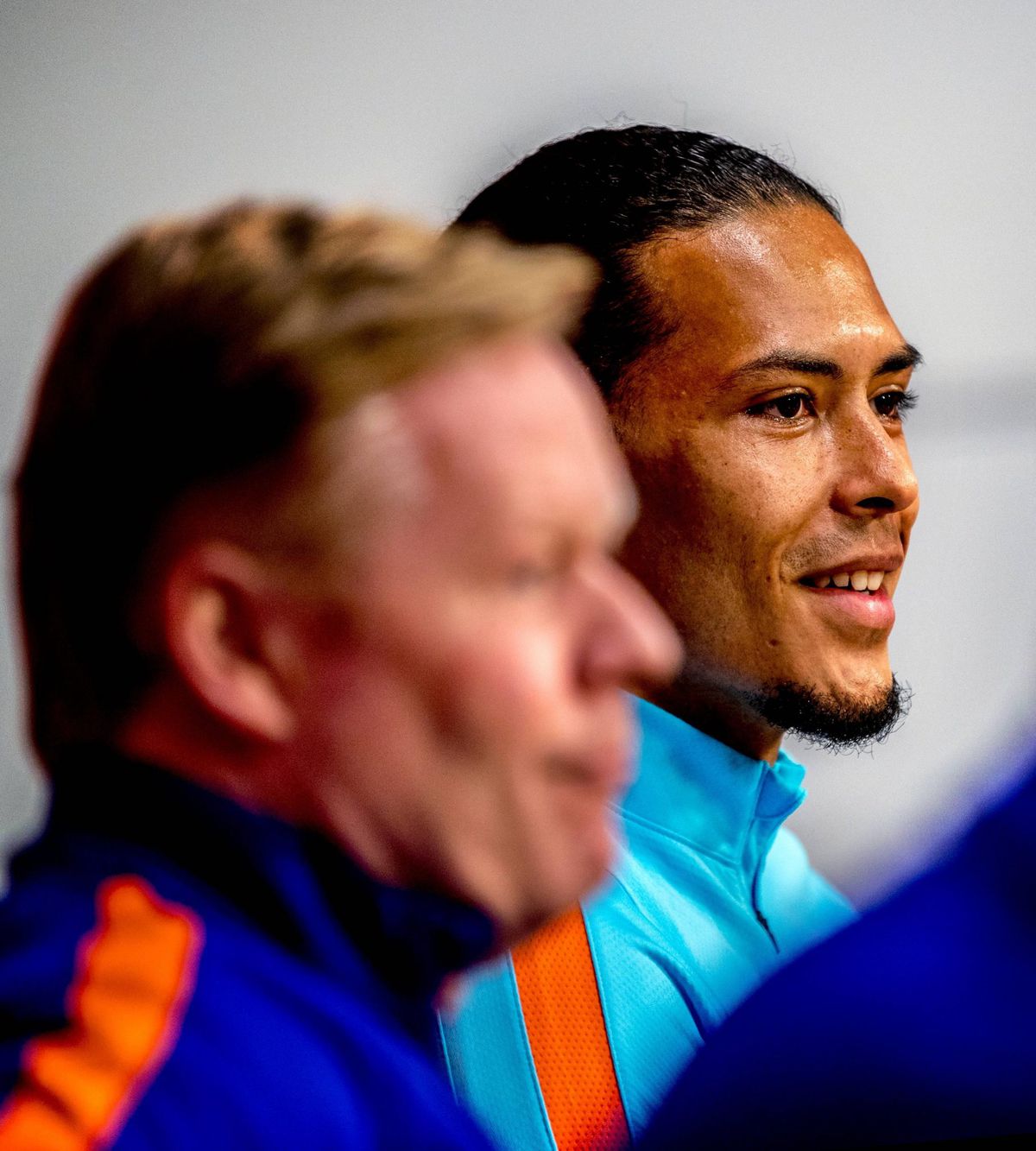 Koeman heeft voorkeur voor CL-winnaar: 'Van Dijk en Wijnaldum verdienen het'