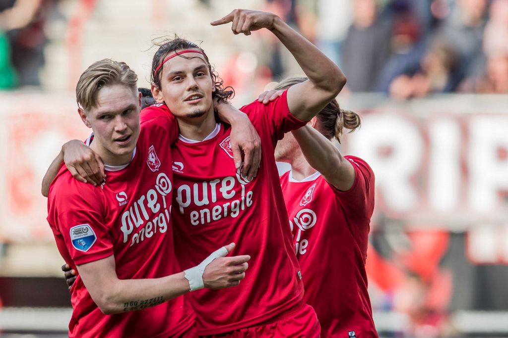 FC Twente ruikt bloed tegen PSV
