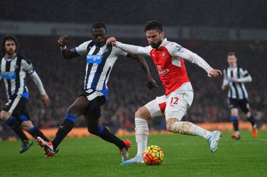 Arsenal alleen koploper na zege tegen Newcastle