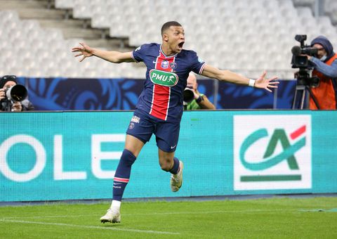 Voorzitter van PSG weet het zeker: 'Mbappé blijft in Parijs'