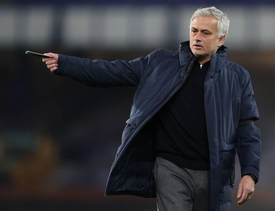 Tottenham Hotspur ontslaat trainer José Mourinho