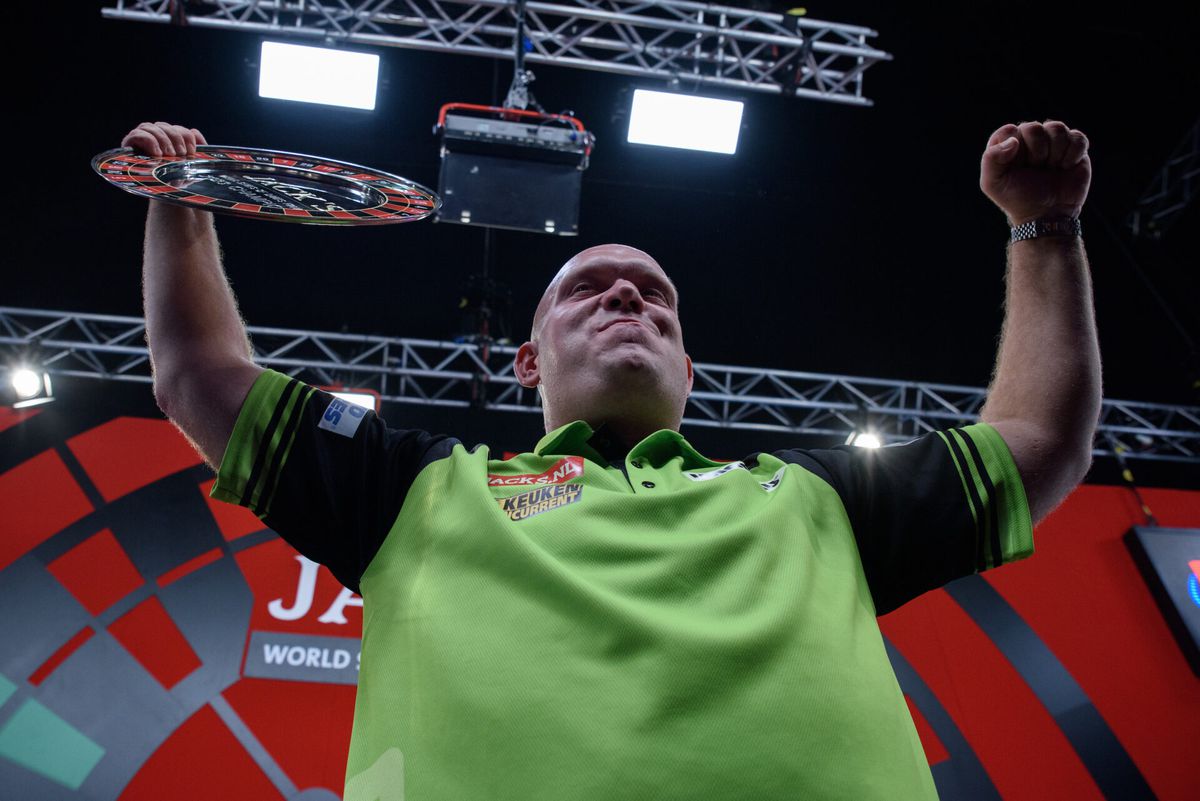 Michael van Gerwen tegen Duitse publiek na zege op Lennon: 'Ich habe scheisse gespielt'