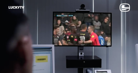 🎥 | LuckyTV reageert op 'wegwerpgebaar' Den Bosch-fan