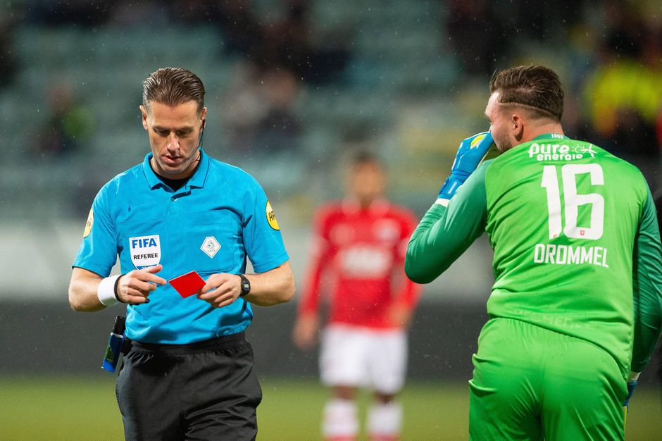 Doelman Drommel blijft geschorst en mag niet meedoen tegen PEC