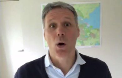 Omhaalmeester Van Basten feliciteert Ronaldo: 'Wow Cristiano, wat een geweldige goal' (video)