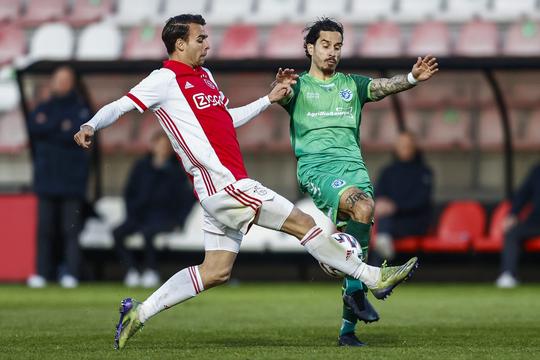 De Graafschap moet promotiefeestje een ronde uitstellen; Go Ahead en Almere ruiken bloed