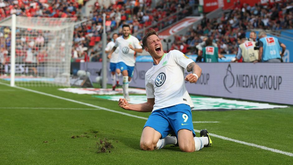 Weghorst scoort weer en wint met Wolfsburg, Leipzig langs Stuttgart