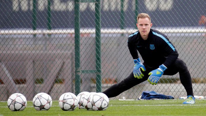 Ter Stegen vervangt zieke Neuer in doel bij Duitsland