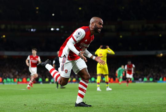 🎥 | Lacazette redt diep in blessuretijd punt voor Arsenal