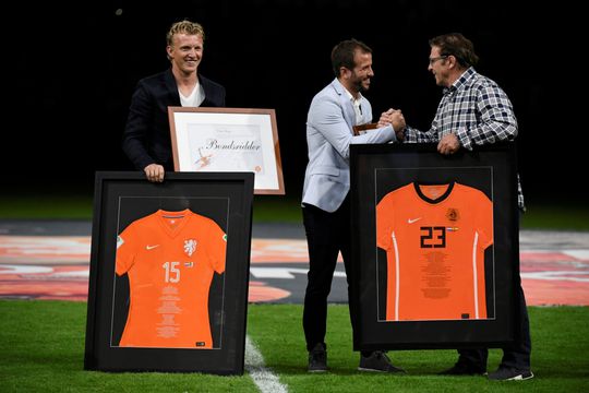 'Afzwaaiers' Van der Vaart en Kuyt zeer lovend over Oranje