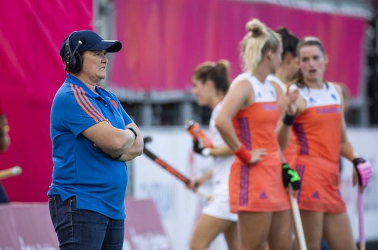 Hockeysters niet 2 maar 1 keer tegen VS na overlijden teammanager Larry Amar