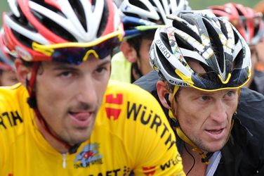 Armstrong beschuldigt gouden Cancellara van dopinggebruik