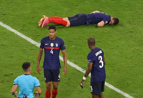 Pavard was '10 à 15 seconden' K.O. na beuk van Gosens: 'Het was een shock'
