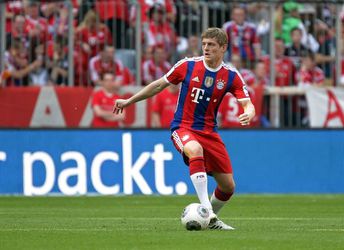 Bayern bevestigt overgang Kroos naar Real (video)