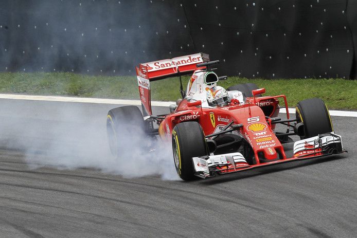 Ferrari kapt met testen door gecrashte Vettel