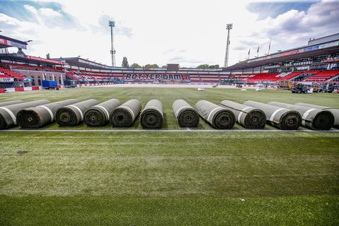 'Kunstgras verdwijnt vanaf 2025 uit de Eredivisie'